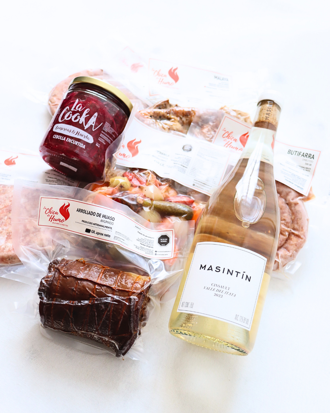 Pack Tiki Tikiti (el mejor picoteo dieciochero) + Vino Masintín (Cinsault) +  envío gratis + REGALO sorpresa